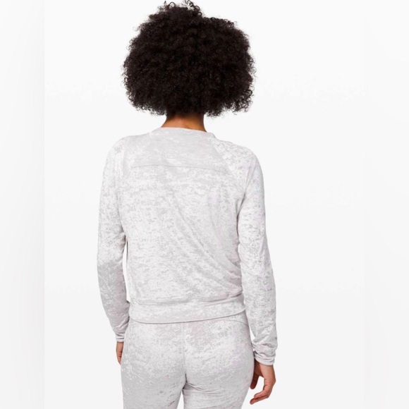 Lululemon Warm Down Crew *Crushed Velvet Chrome 10 - Picture 2 of 13